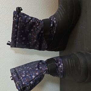 Northside Snow boots Size 7